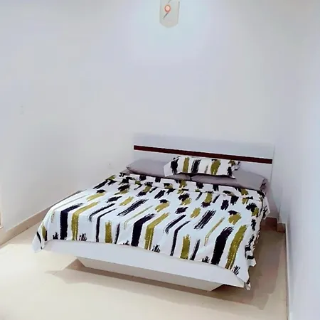 Отель Labina Livin